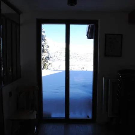 Chalet Petit Pierre - Mountain Voyages