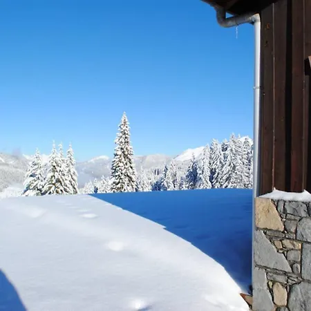 Chalet Petit Pierre - Mountain Voyages *