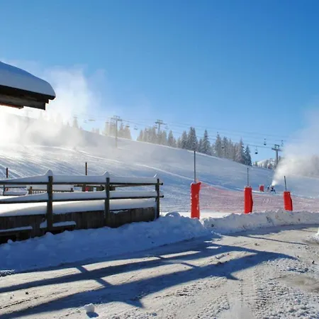 Petit Pierre - Mountain Voyages Chalet Les Gets