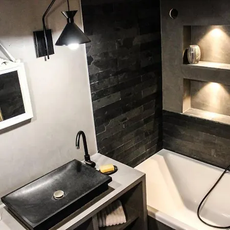 Chalet Petit Pierre - Mountain Voyages