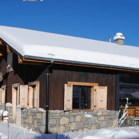 Chalet Petit Pierre - Mountain Voyages *